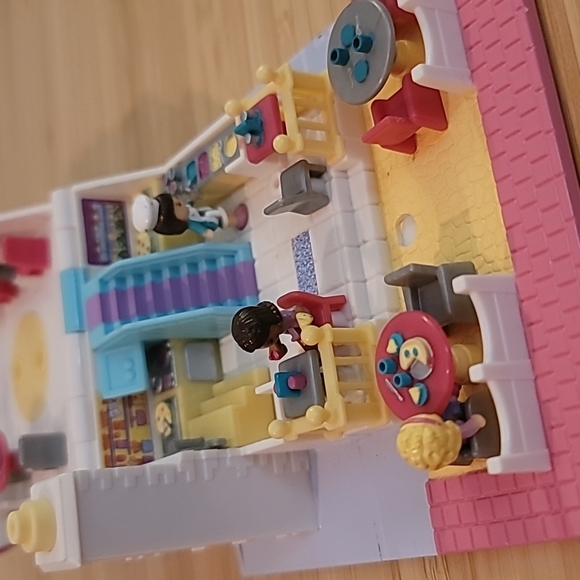 Retro Polly Pocket Light-Up Pizzeria 1993 Bluebird Toys - Picture 6 of 12